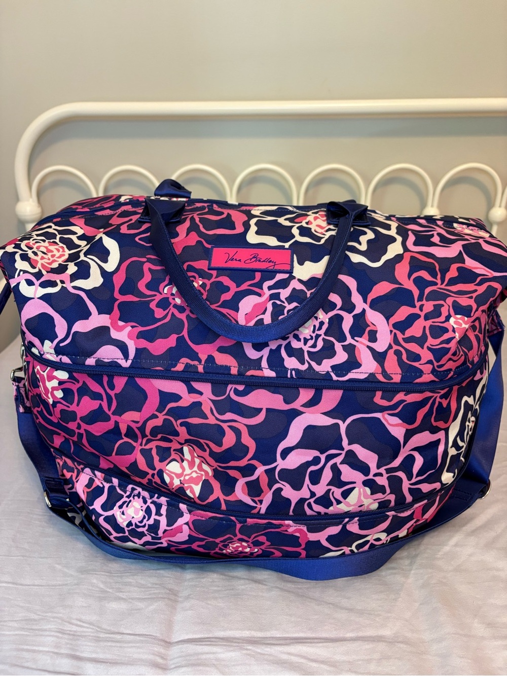 Vera Bradley Pink Floral Expandable Weekender Duffel Travel Bag - Picture 2 of 12